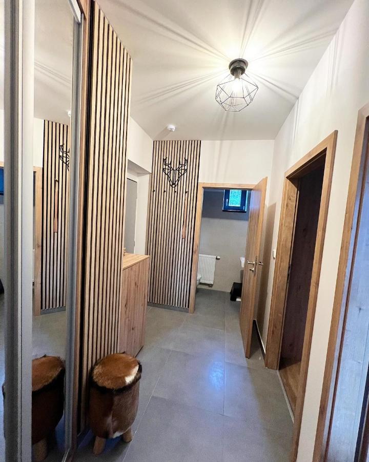 U Jelena Harrachov - Rodinny Apartman U Lesa S Garazi Extérieur photo